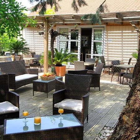 קוארס Fasthotel Toulon מראה חיצוני תמונה