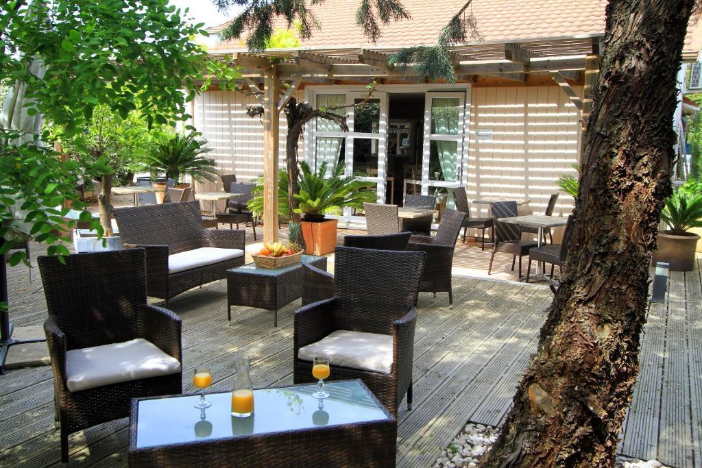 קוארס Fasthotel Toulon מראה חיצוני תמונה